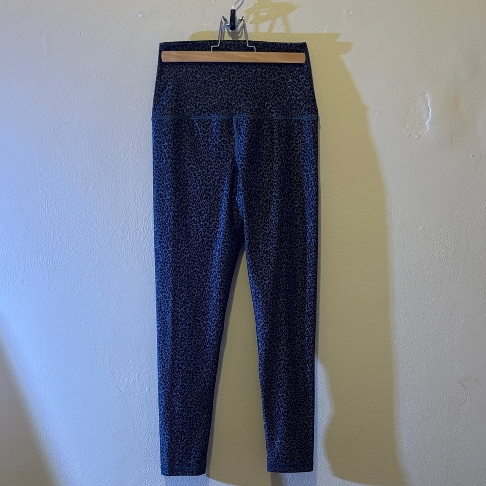 Women's Blue Leopard Print Leggings